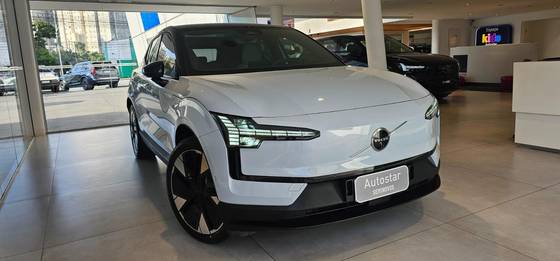 VOLVO EX30 69 KW ELÉTRICO ULTRA